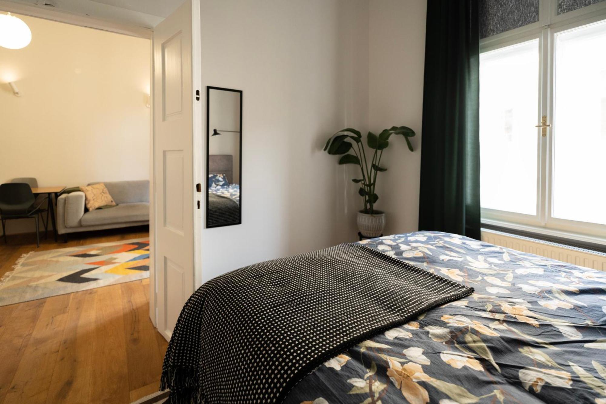 Apartma Ludwig - Films & Movies Collection *