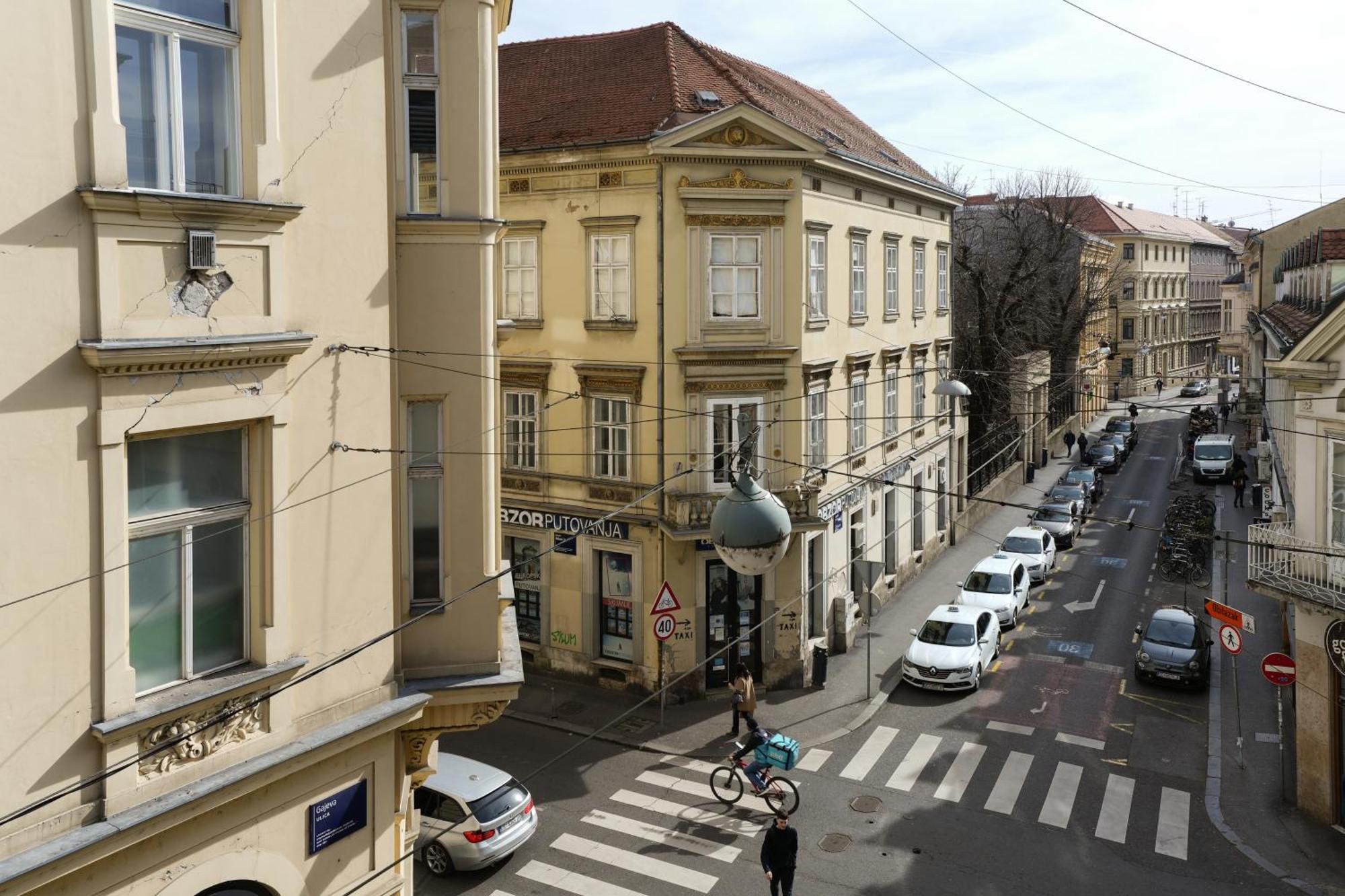 Apartma Ludwig - Films & Movies Collection *